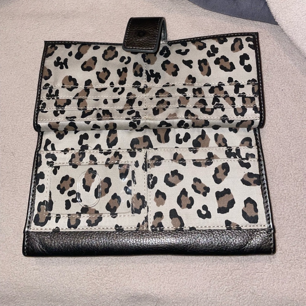 Large genuine leather wallet - Picture 1 of 4